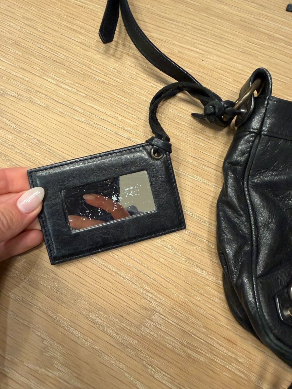 Balenciaga Le City Leather Crossbody (AUTHENTIC, Old Design) (long strap only) - Picture 9 of 9